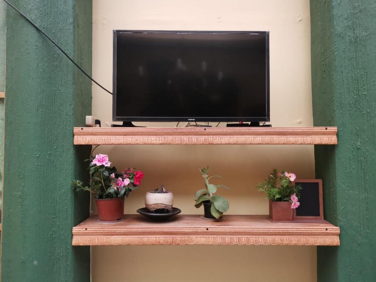 Hostal Guadalajara Zewnętrze zdjęcie
