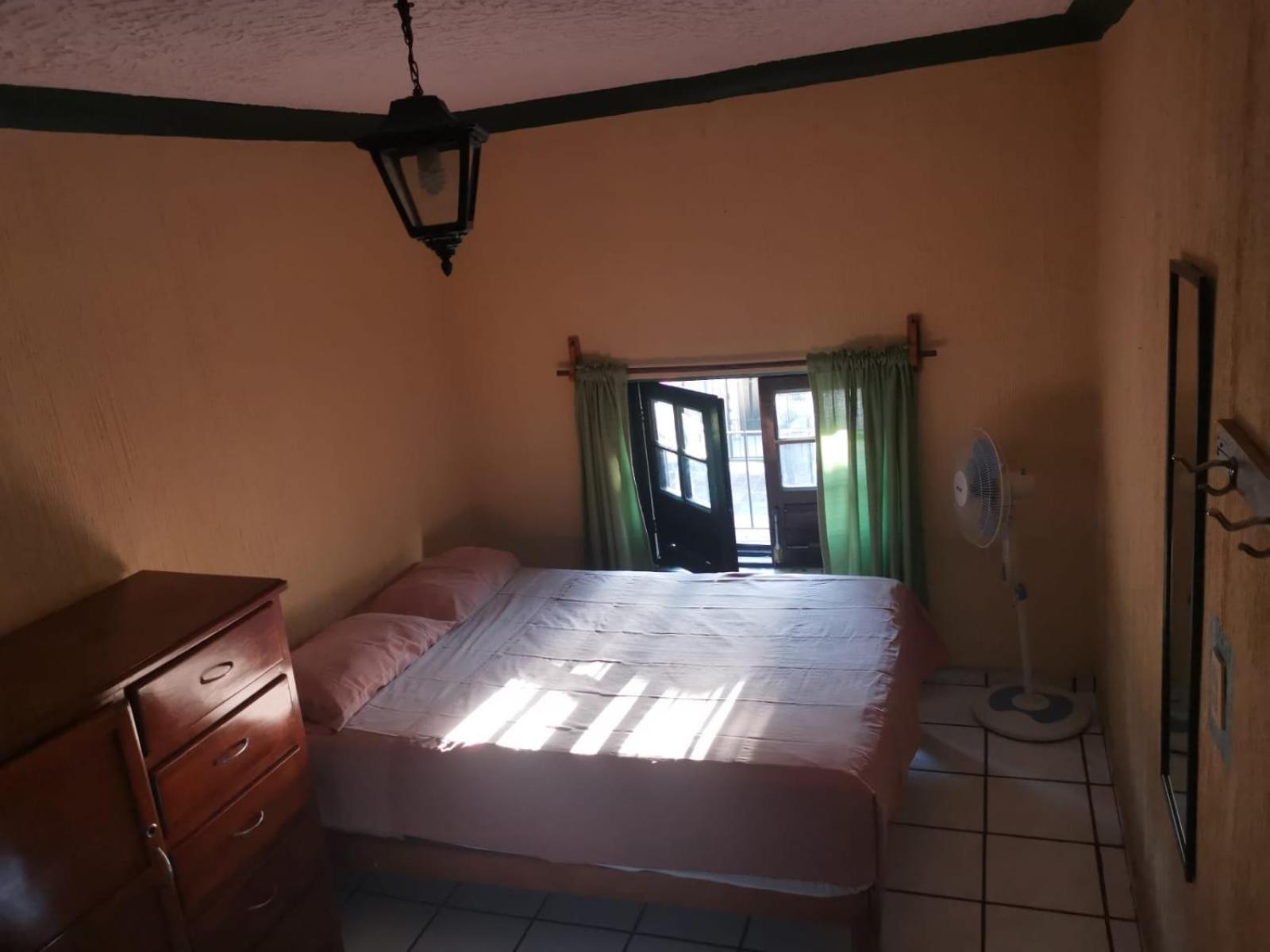 Hostal Guadalajara Zewnętrze zdjęcie